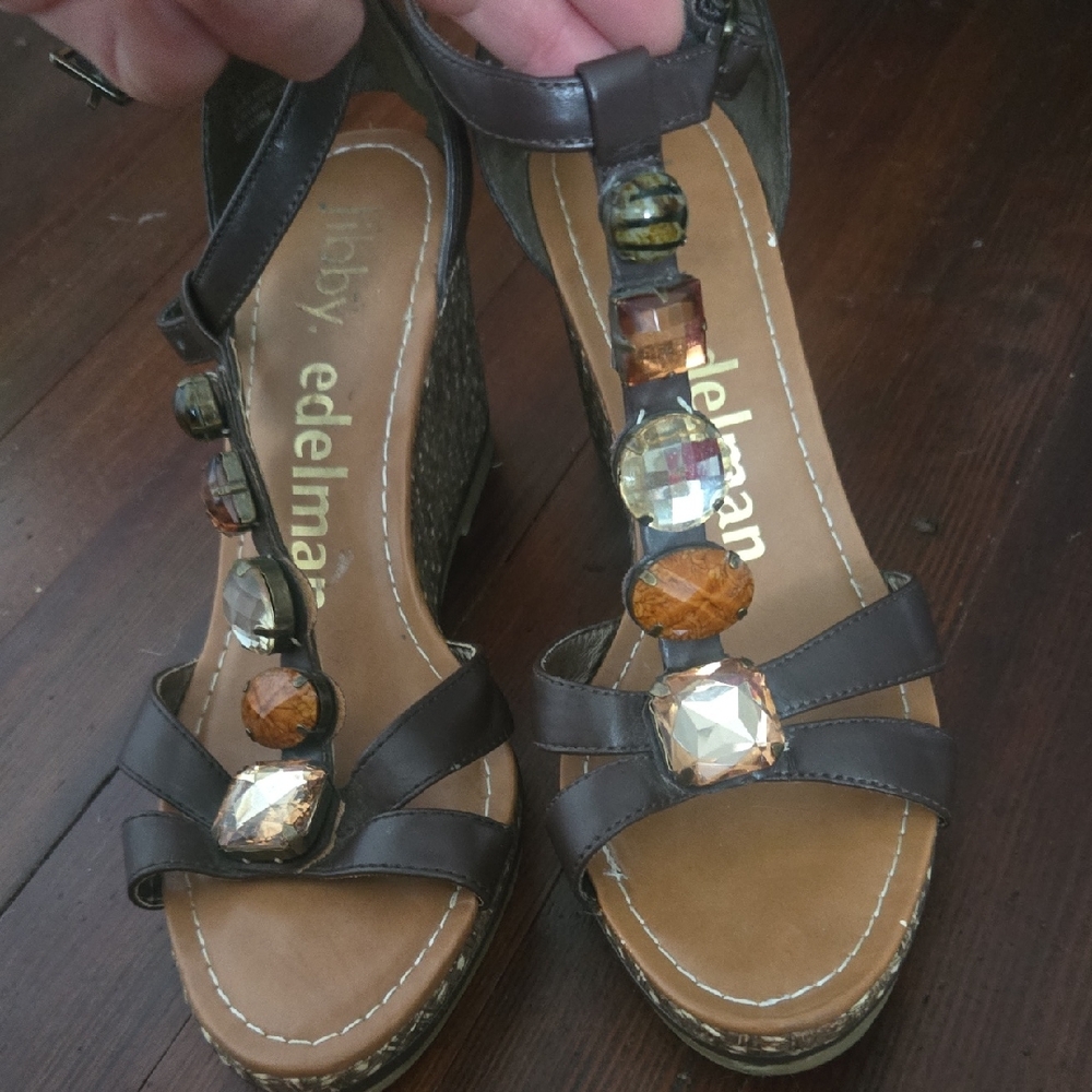 libby. edelman Brown Wedge Shoes with Stylish Design